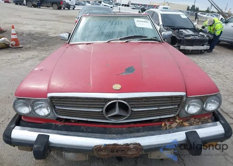 1984 Mercedes-Benz 380 Sl z USA, uszkodzony, nr VIN WDBBA45A8EA003937